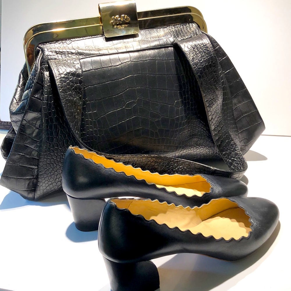 CHLOÉ LAUREN Leather Scalloped Accent Pumps